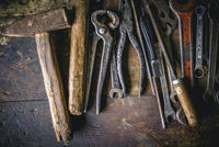 //ijrorwxhippjlj5p.ldycdn.com/cloud/liBpmKrmlrSRiliqlipjjq/sanitize-hand-tools.jpg