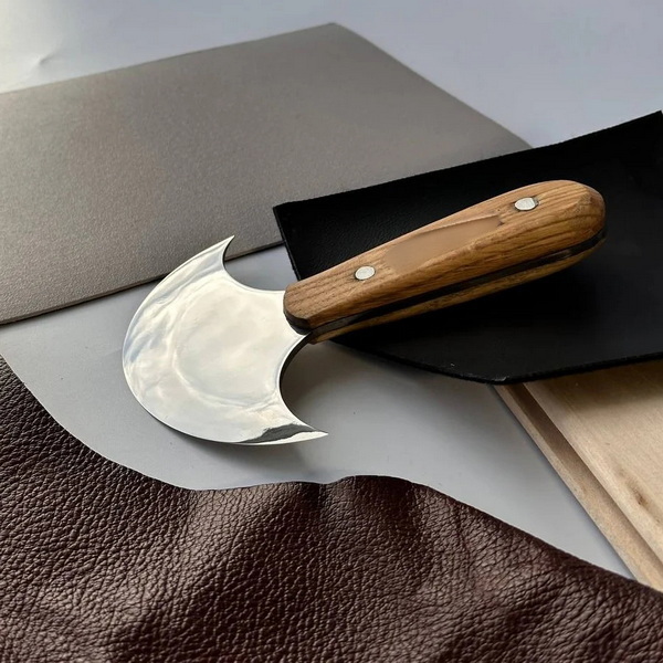 half moon cutter knife