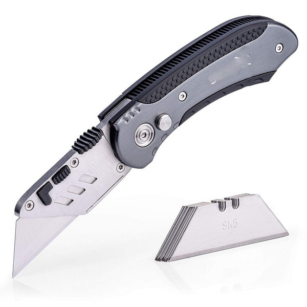 cutter knife with replaceable blades