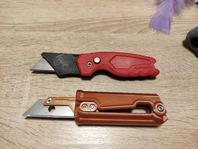 gravity box cutter knife.jpg