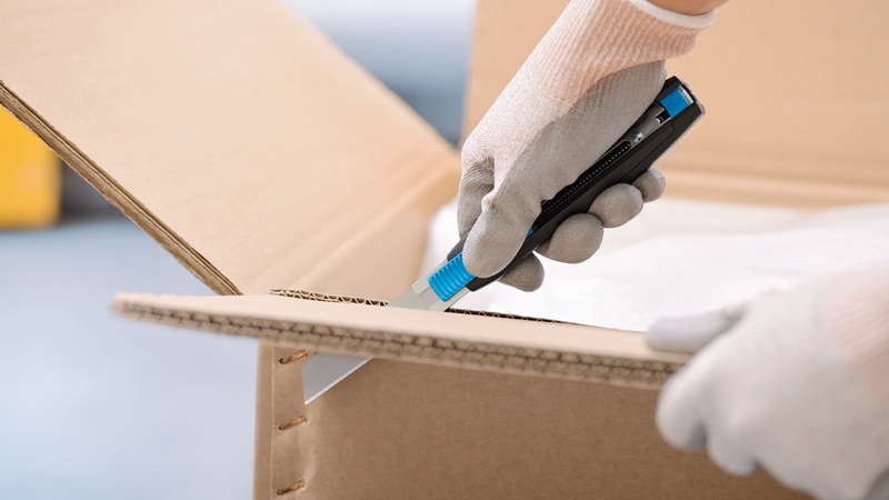 a Utility Knife in the Workplace.jpg