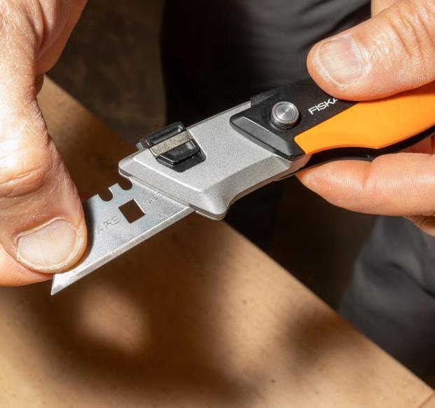 A Bag Cutter Knife