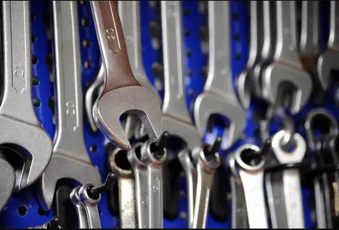 the size of hand tools and fasteners_1