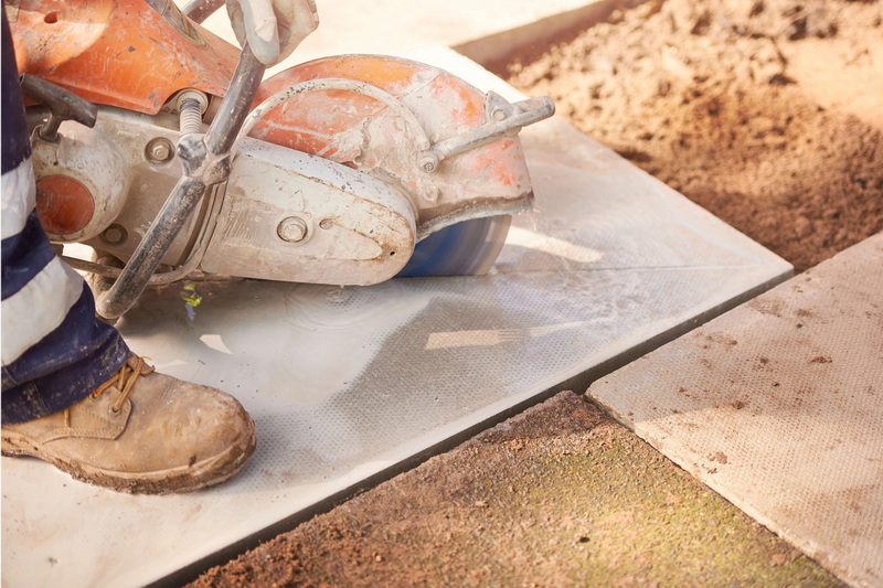 cut sandstone with hand tools