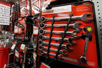 //ijrorwxhippjlj5p.ldycdn.com/cloud/lmBpmKrmlrSRilqnnjiijo/sells-craftsman-hand-tools.jpg