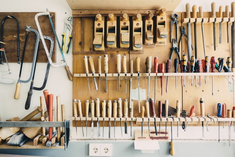 carpentry hand tools
