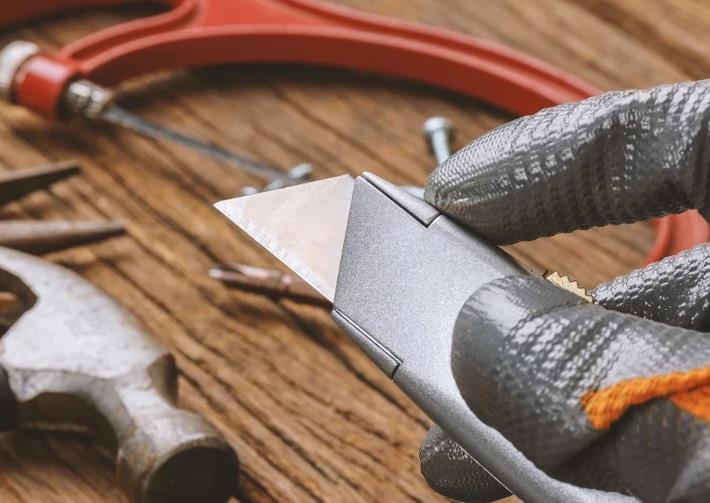 cross cutter knife
