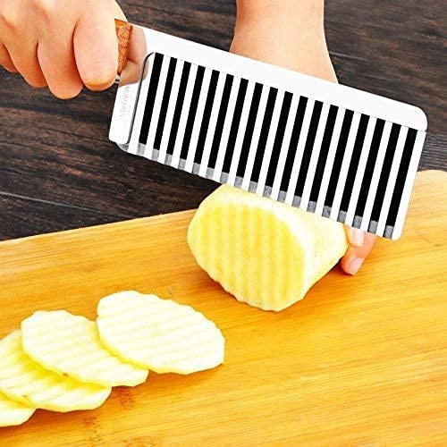 wavy cutter knife