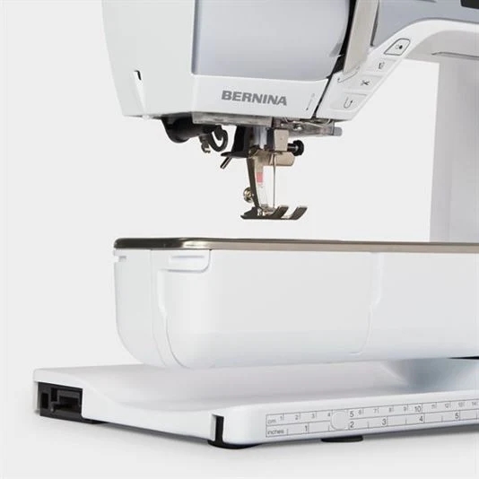 bernina bobbin thread cutter knife bernina 570 (2)