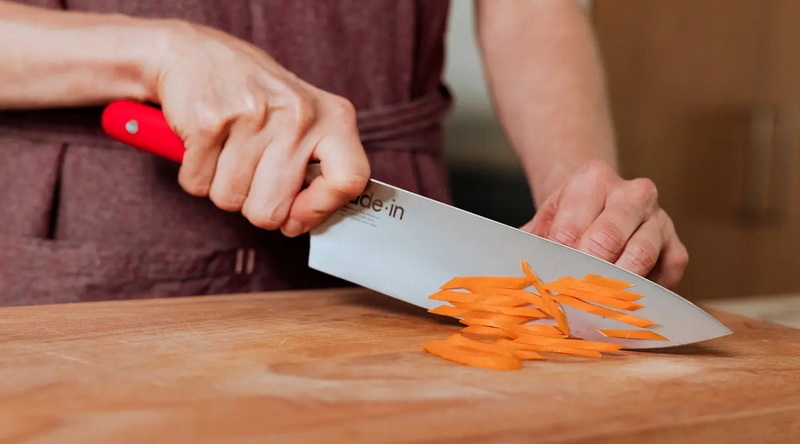 red Vegetable Cutter Knife_2
