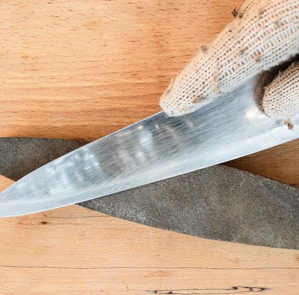 The Right Bamboo Cutter Knife 1