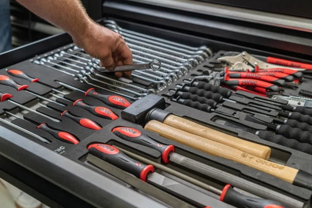 warranty comes with many professional hand tools set_2