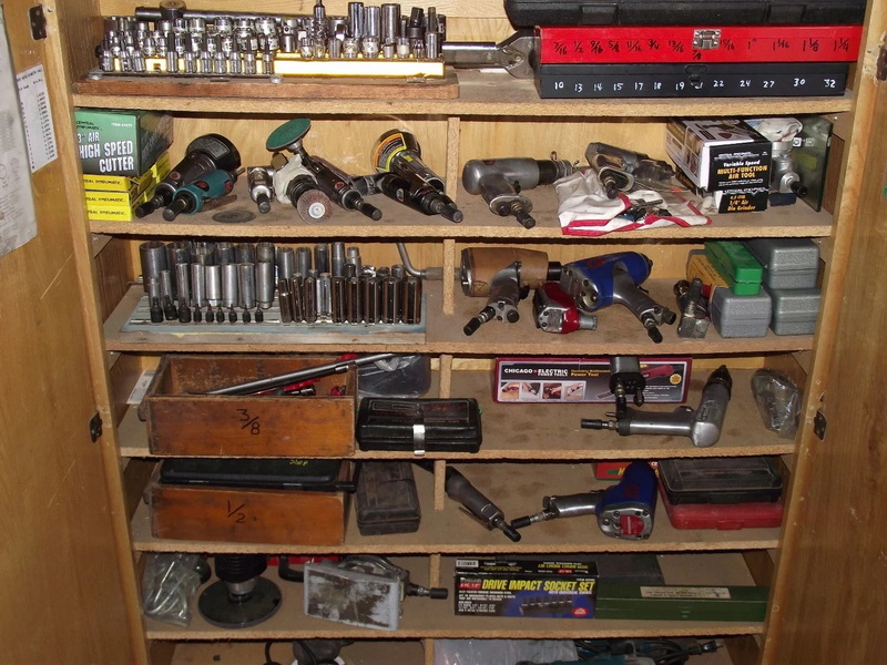 store hand tools