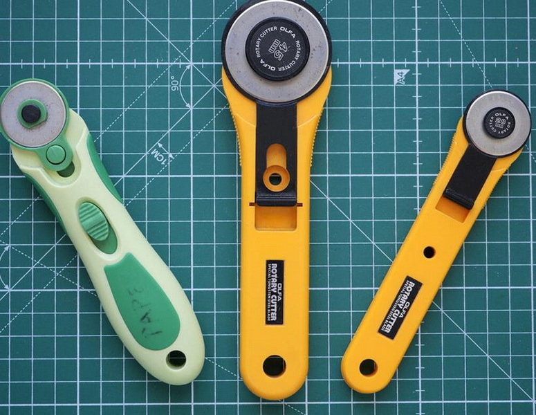 Choose The Best Fabric Cutter Knife for Your Sewing Projects