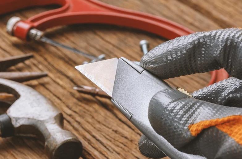 Choose The Right Box Cutter Knife Holder for Your Tools